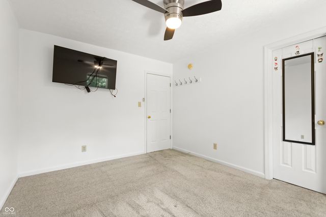 6941 Devinney Lane, Indianapolis, IN 46221