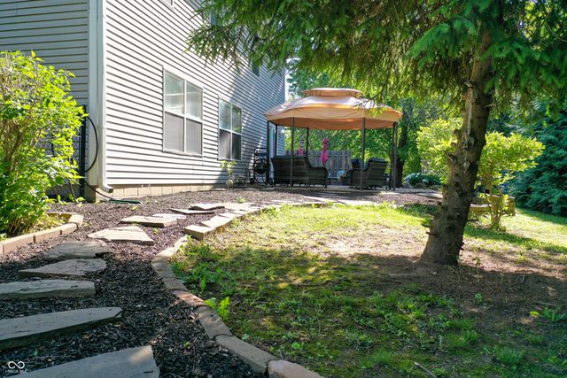 6941 Devinney Lane, Indianapolis, IN 46221