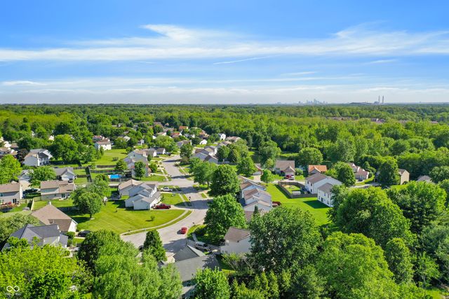 6941 Devinney Lane, Indianapolis, IN 46221