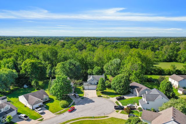 6941 Devinney Lane, Indianapolis, IN 46221