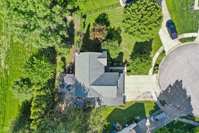 6941 Devinney Lane, Indianapolis, IN 46221
