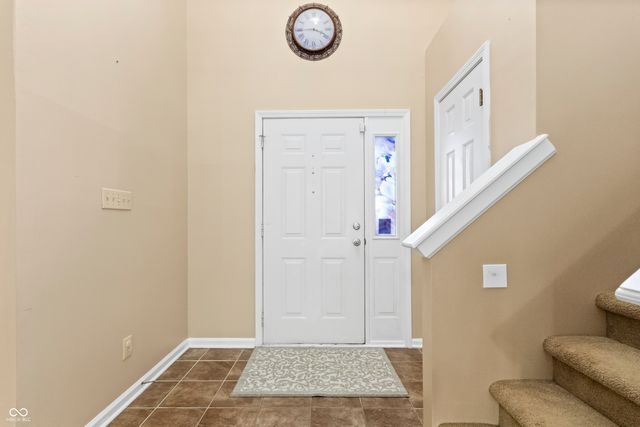 6941 Devinney Lane, Indianapolis, IN 46221
