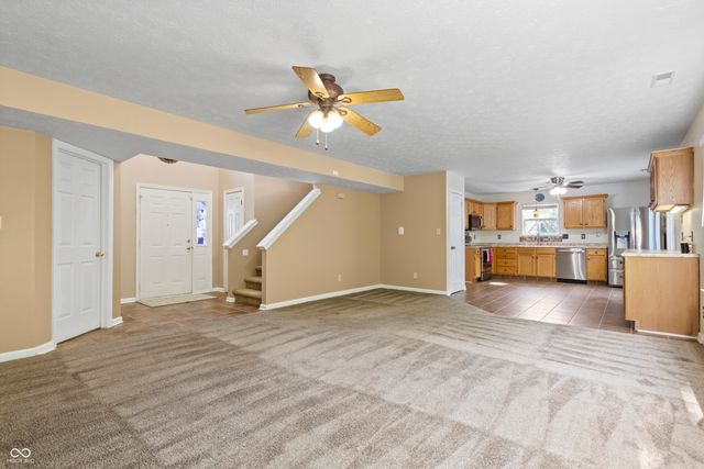 6941 Devinney Lane, Indianapolis, IN 46221