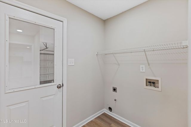 7050 Dunbarton Drive, Horn Lake, MS 38637
