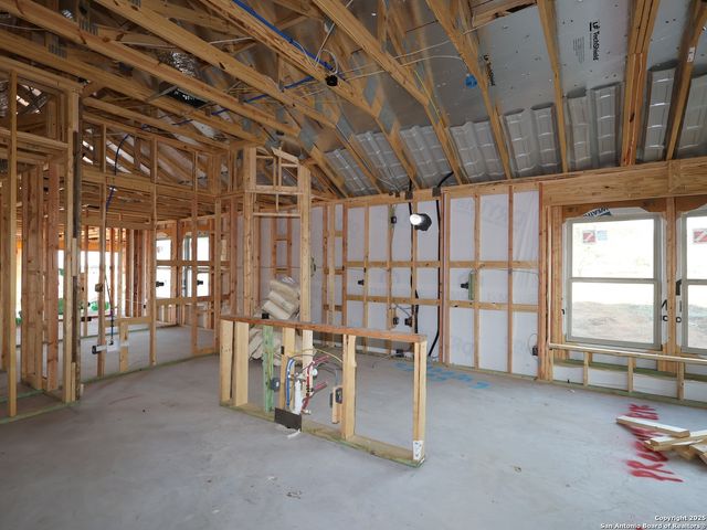 101 Greeley Drive, Floresville, TX 78114