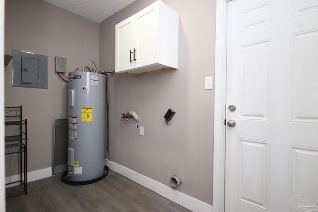 5180 Catalina St, Pace, FL 32571