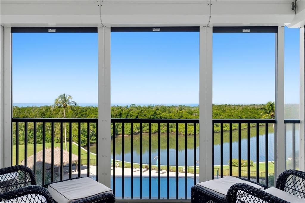 11 Bluebill AVE 404, NAPLES, FL 34108 — photo 3