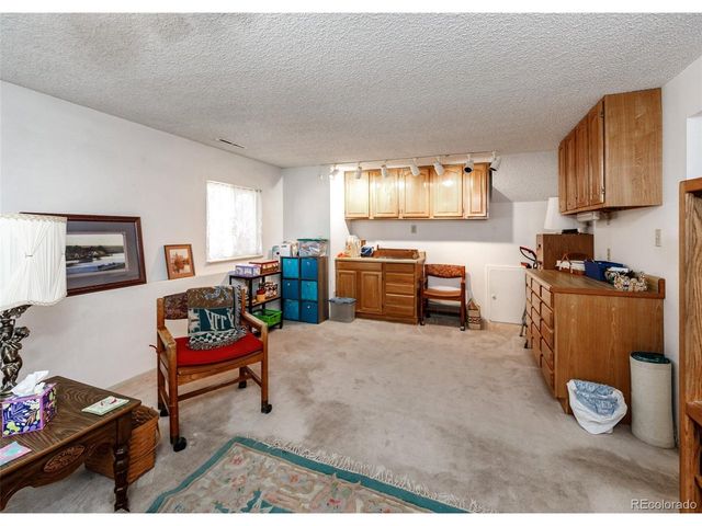 2527 E Caramillo St, Colorado Springs, CO 80909