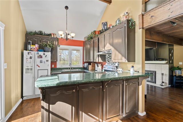 14269 Lake Forrest Heights Road, Siloam Springs, AR 72761