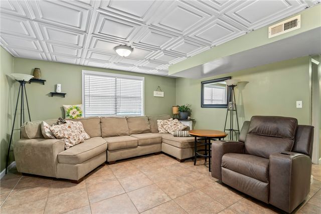 14269 Lake Forrest Heights Road, Siloam Springs, AR 72761