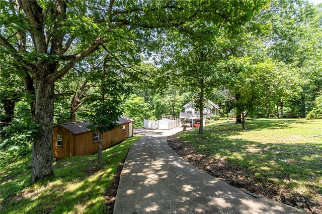 14269 Lake Forrest Heights Road, Siloam Springs, AR 72761