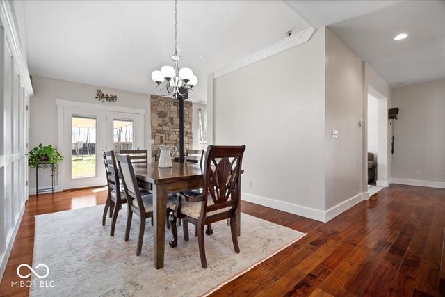 1247 N County Road 900 E, Avon, IN 46123