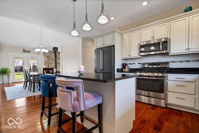 1247 N County Road 900 E, Avon, IN 46123