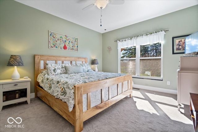 1247 N County Road 900 E, Avon, IN 46123