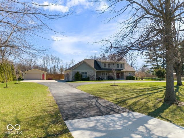 1247 N County Road 900 E, Avon, IN 46123