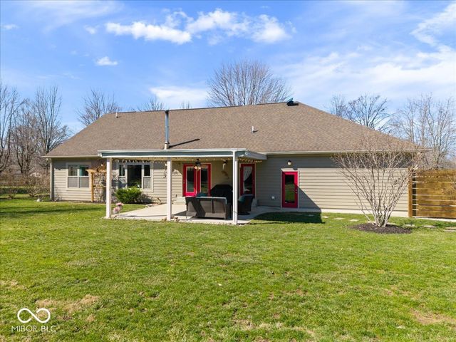1247 N County Road 900 E, Avon, IN 46123