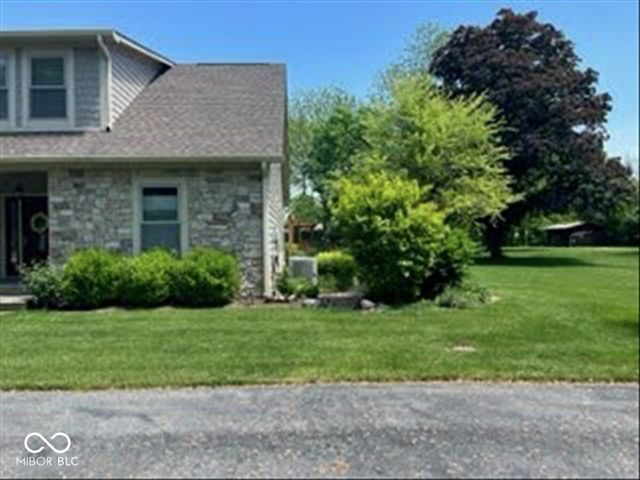 1247 N County Road 900 E, Avon, IN 46123