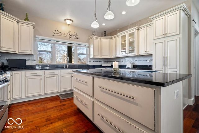 1247 N County Road 900 E, Avon, IN 46123