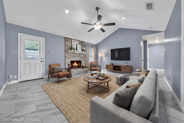 400 Blue Ridge Trail, Saginaw, TX 76179