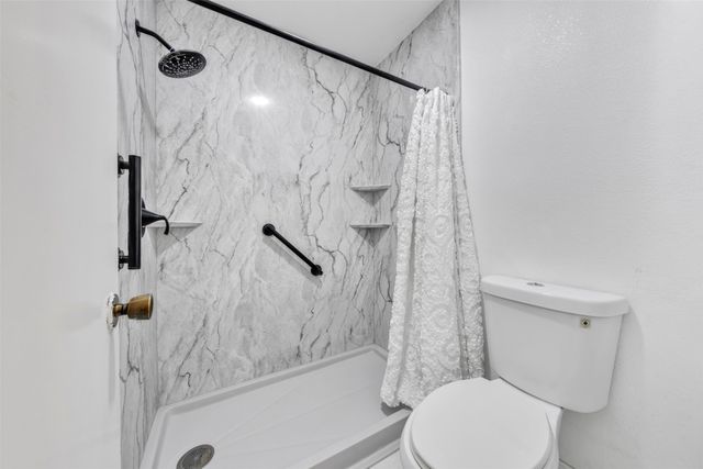 400 Blue Ridge Trail, Saginaw, TX 76179