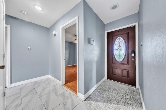 400 Blue Ridge Trail, Saginaw, TX 76179