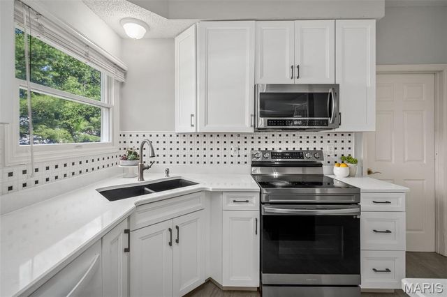 2849 Dardenne Links Drive, Dardenne Prairie, MO 63368