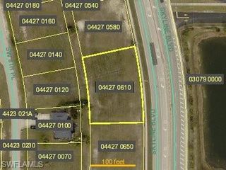 1718 Skyline BLVD, Cape Coral, FL 33991