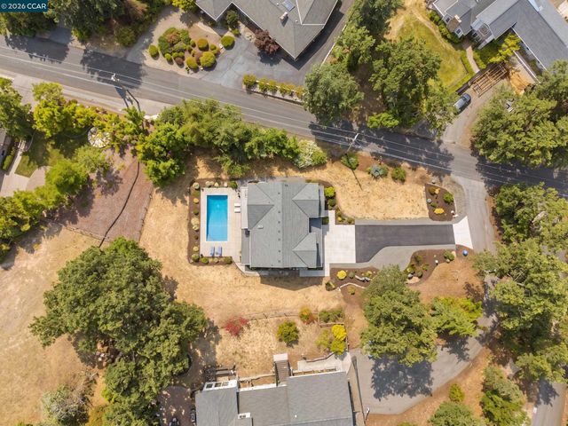300 Marks Rd, Alamo, CA 94507