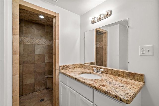 1846 N Boyd Drive, Rocky Face, GA 30740