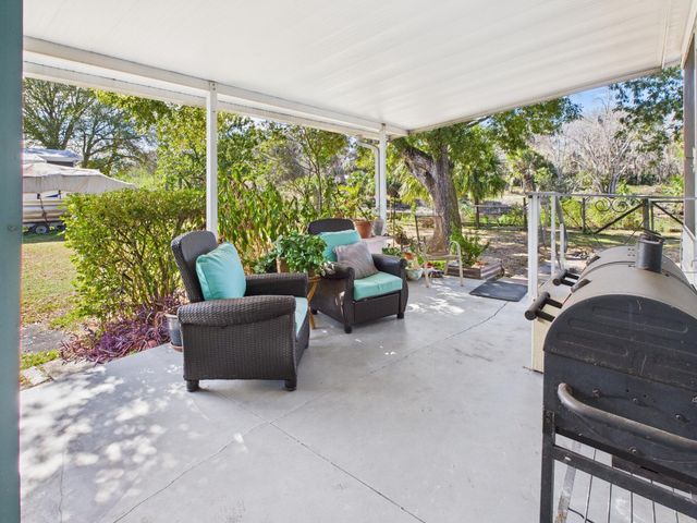 407 NE 8th Avenue, Okeechobee, FL 34972