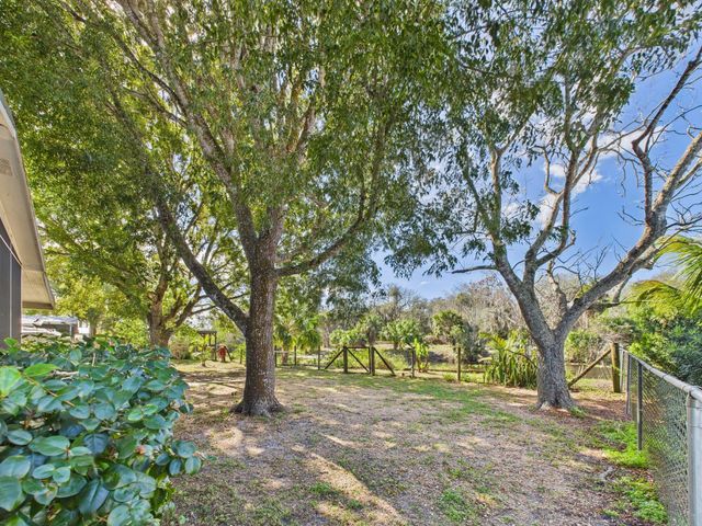 407 NE 8th Avenue, Okeechobee, FL 34972