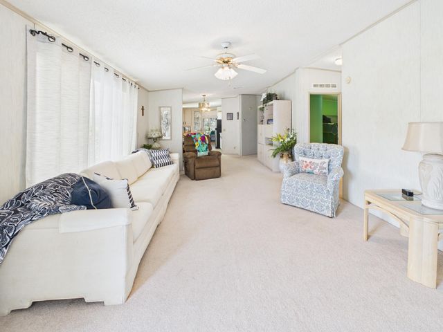 407 NE 8th Avenue, Okeechobee, FL 34972