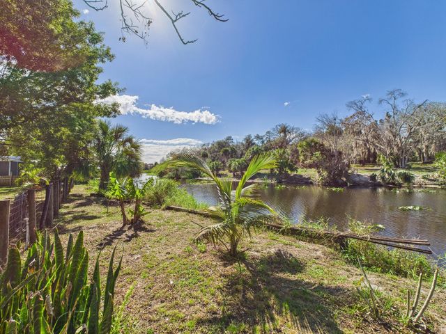 407 NE 8th Avenue, Okeechobee, FL 34972