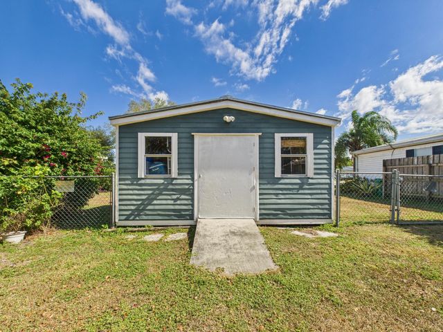 407 NE 8th Avenue, Okeechobee, FL 34972