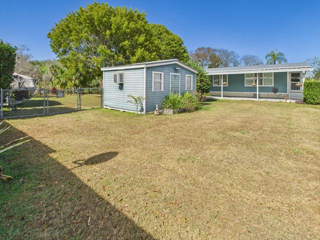 407 NE 8th Avenue, Okeechobee, FL 34972