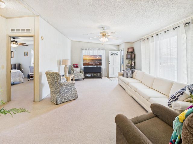 407 NE 8th Avenue, Okeechobee, FL 34972