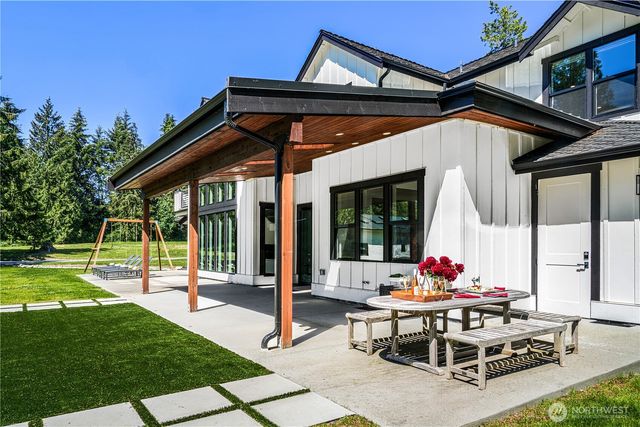 8551 250th Avenue NE, Redmond, WA 98053