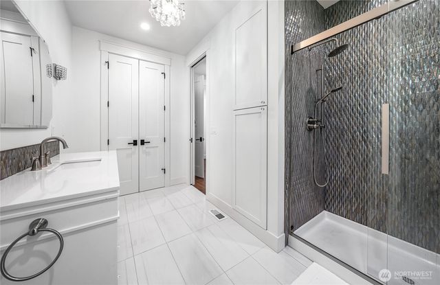 8551 250th Avenue NE, Redmond, WA 98053