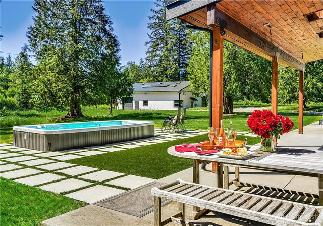 8551 250th Avenue NE, Redmond, WA 98053