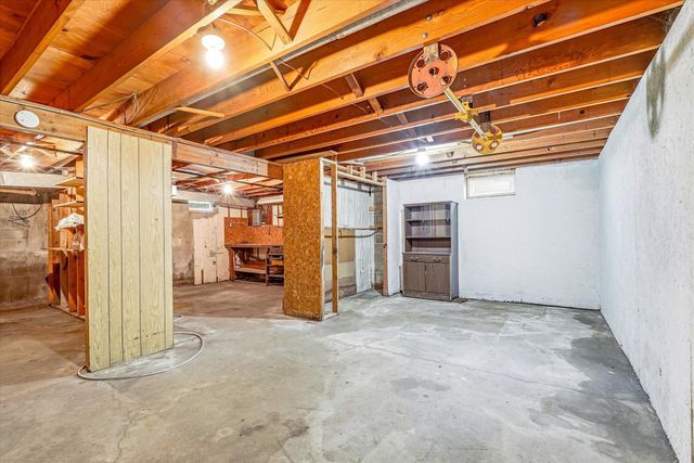 6422 Donnybrook Drive, North Branch, MN 55056