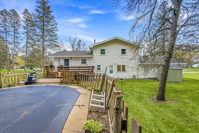 6422 Donnybrook Drive, North Branch, MN 55056