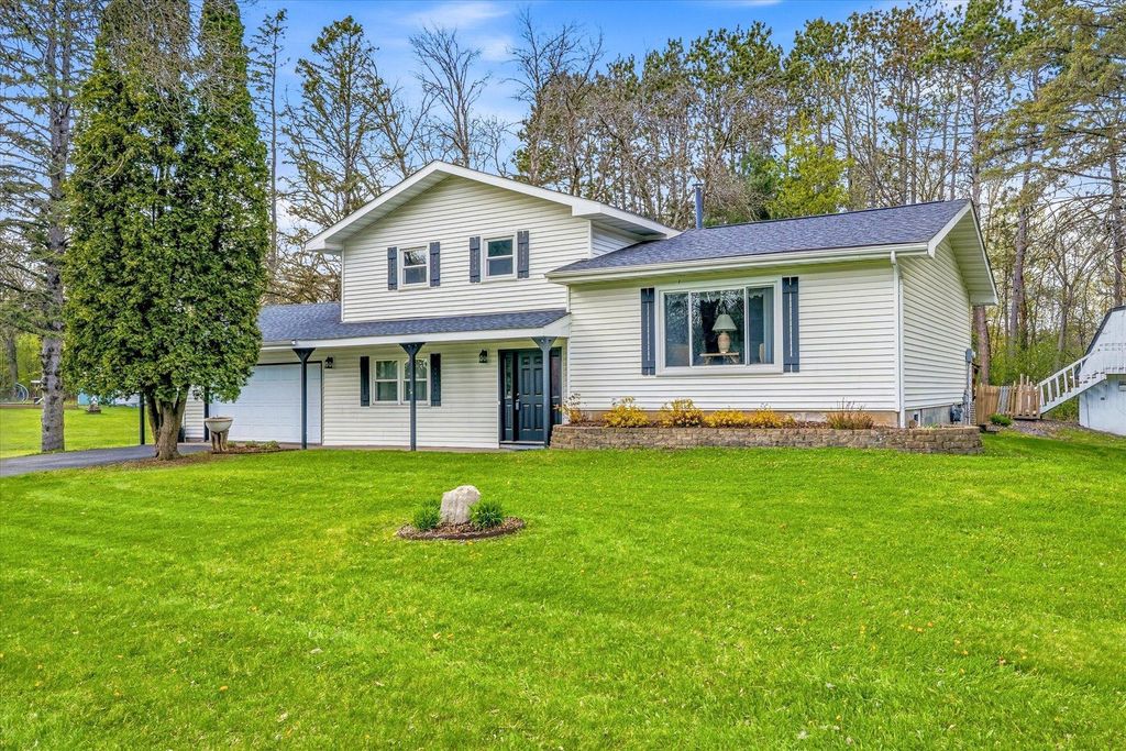 6422 Donnybrook Drive, North Branch, MN 55056