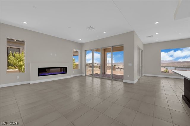 32 Stone Yucca Court, Henderson, NV 89011
