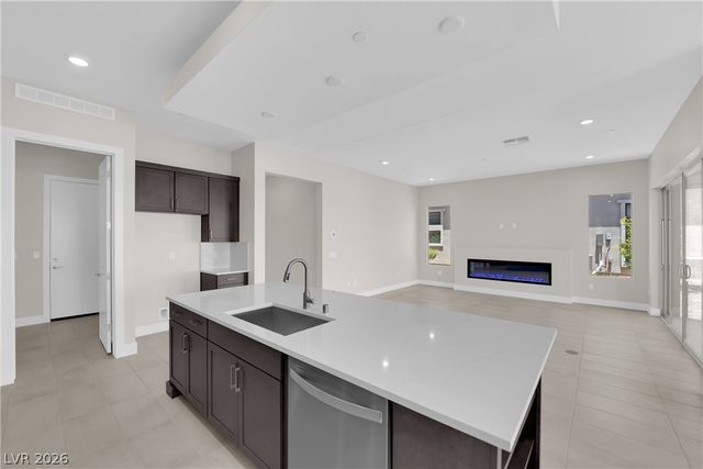 32 Stone Yucca Court, Henderson, NV 89011