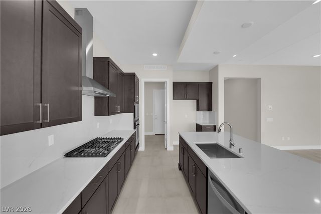 32 Stone Yucca Court, Henderson, NV 89011