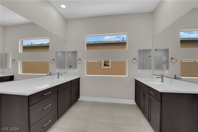 32 Stone Yucca Court, Henderson, NV 89011