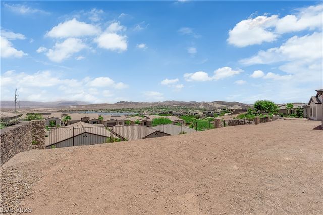 32 Stone Yucca Court, Henderson, NV 89011