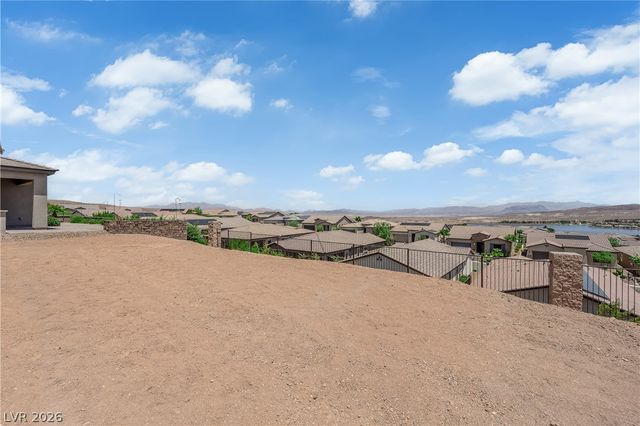 32 Stone Yucca Court, Henderson, NV 89011