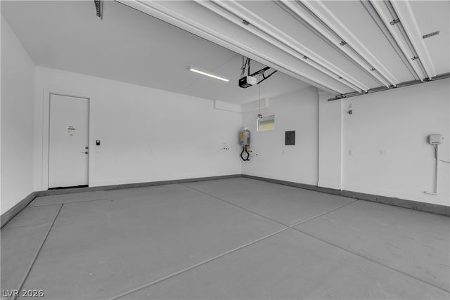 32 Stone Yucca Court, Henderson, NV 89011