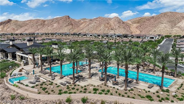 32 Stone Yucca Court, Henderson, NV 89011